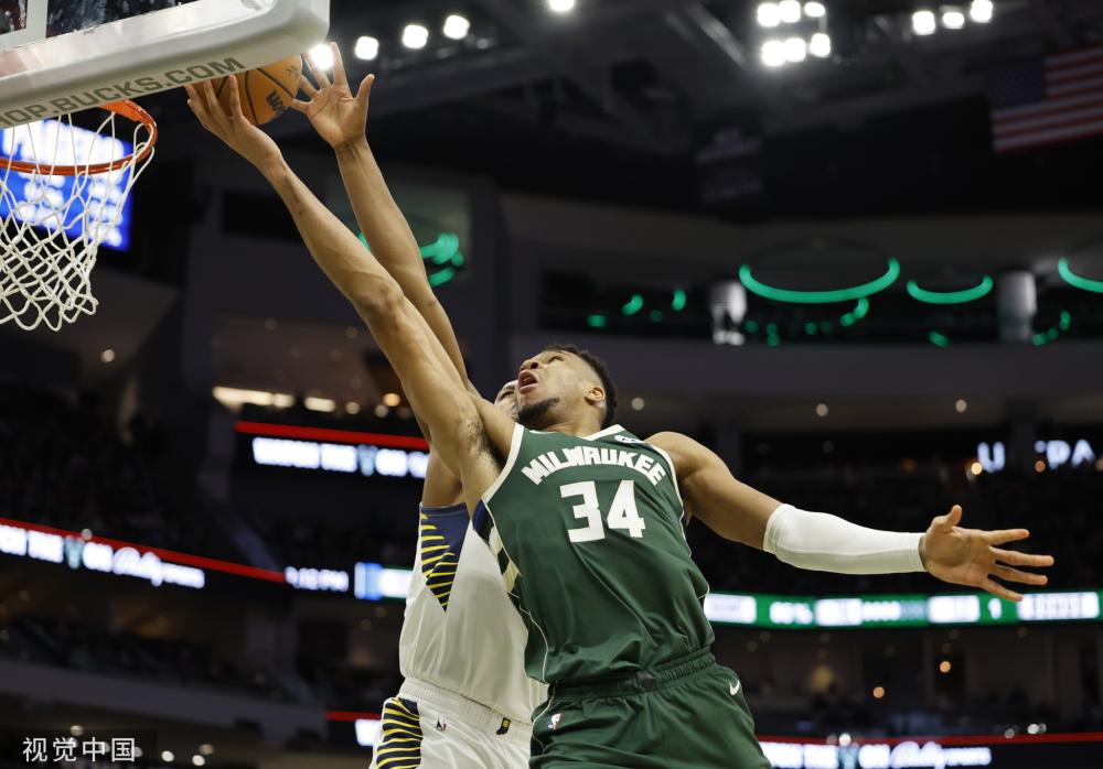 詹姆斯在边 詹姆斯在边