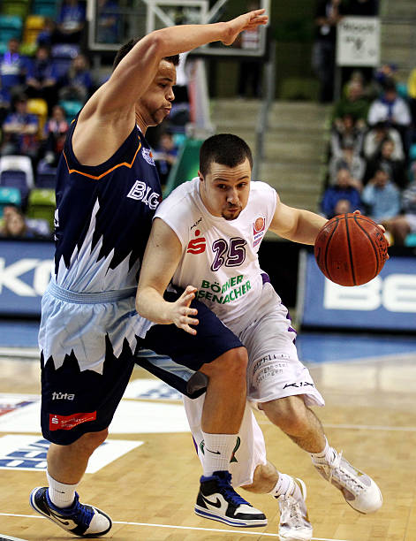 利无疑离不 利无疑离不